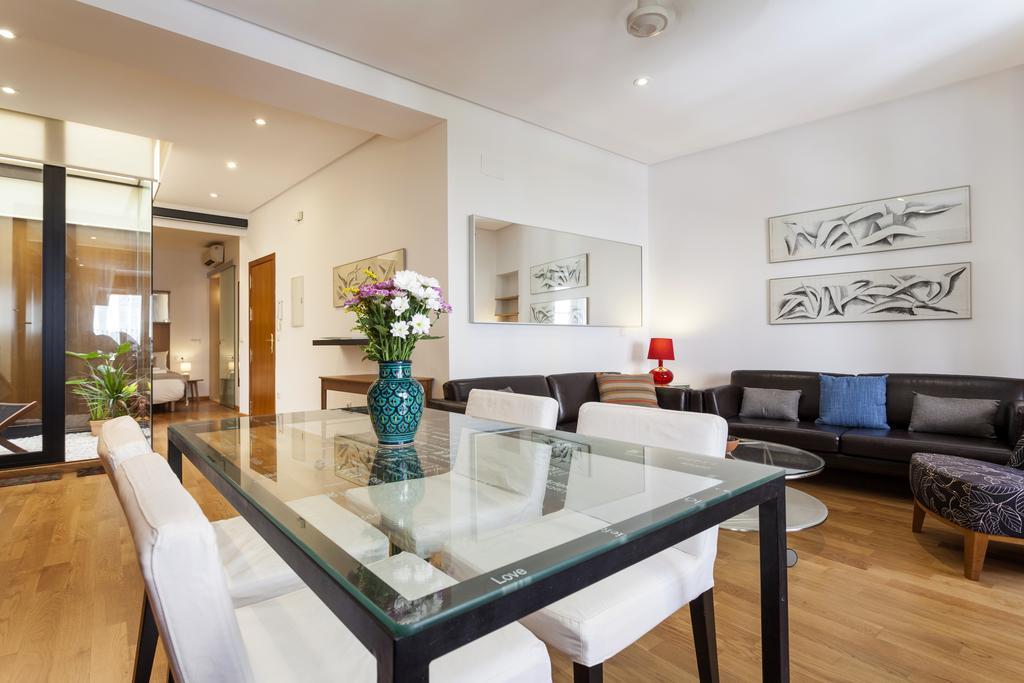 Artist'S Charming Design - Space Maison Apartments Siviglia Esterno foto